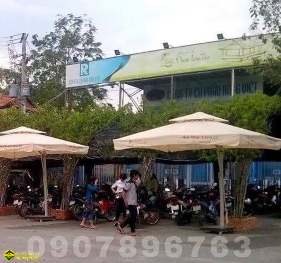 Dù che nắng quán cafe sân vườn