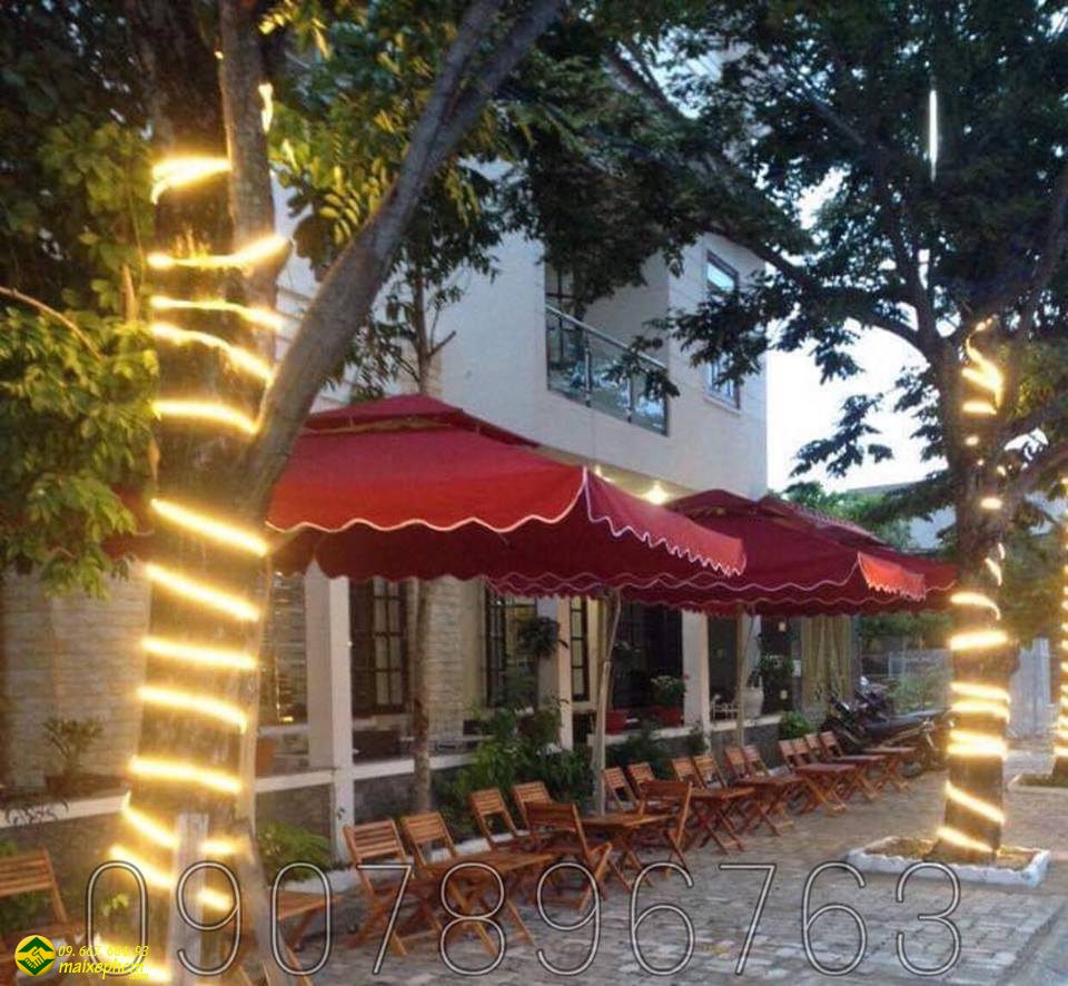 Dù che quán cafe đẹp