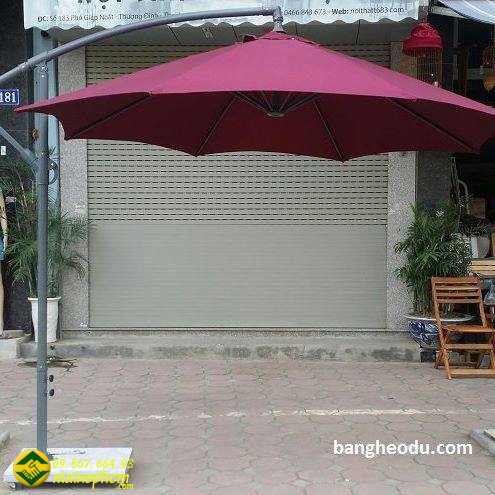 Dù che nắng lệch tâm