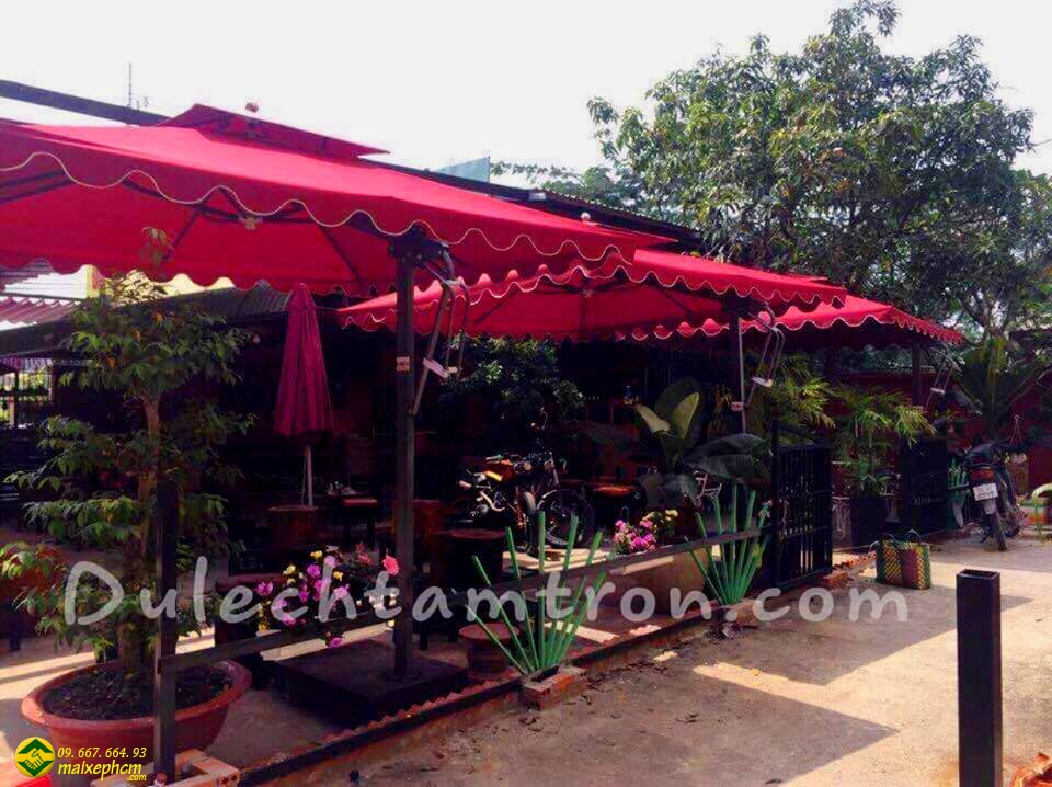 Dù che nắng mưa quán cafe